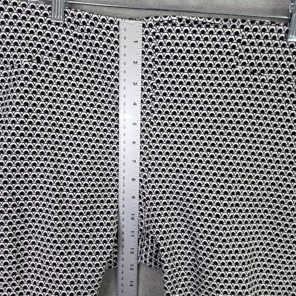 Womens Chico's So Slimming Black & White Geometric Print Pull-On Ankle Pants 1.5 - Picture 4 of 10